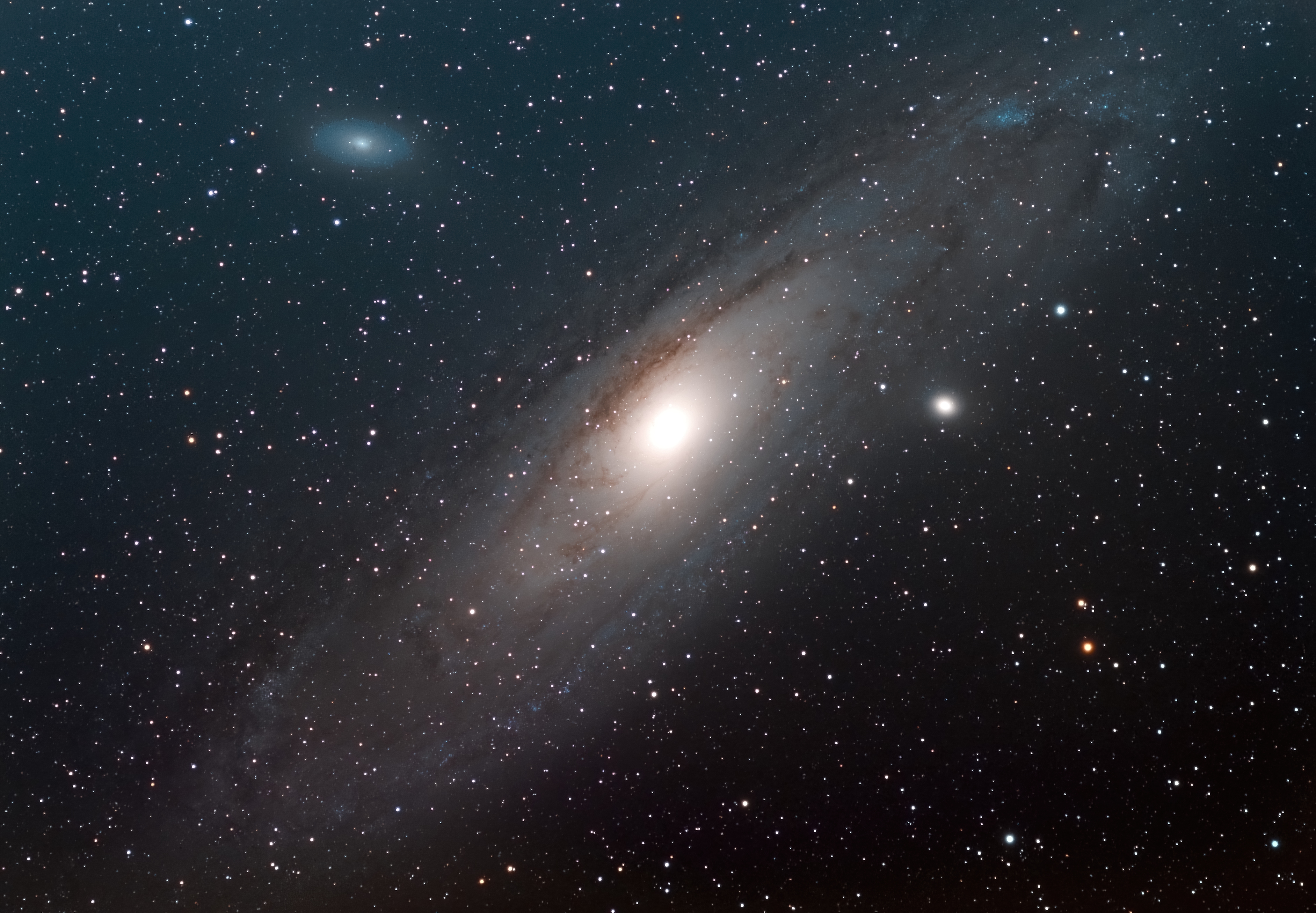 Peter's Andromeda 3 FS -SharpenAI-focus-DenoiseAI-clear.jpeg