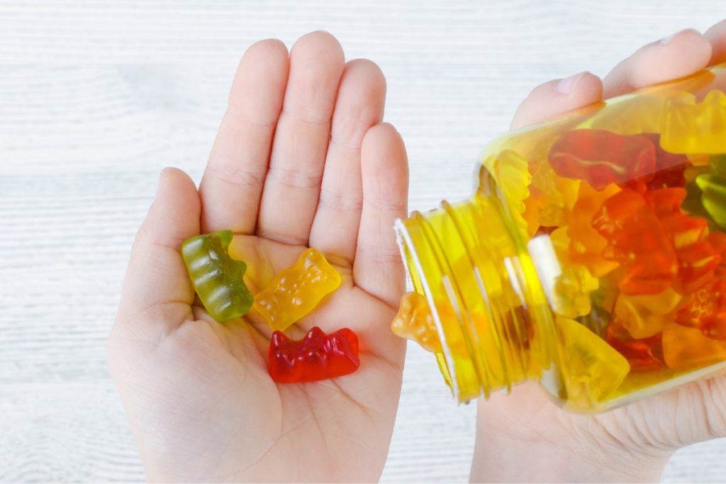 Are-Gummy-Vitamins-Bad-for-Teeth-1024x683.jpg