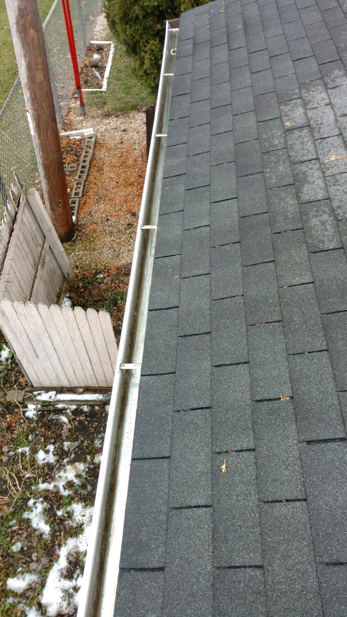 Gutter-Cleaners-Shaw-DC-20426.jpg