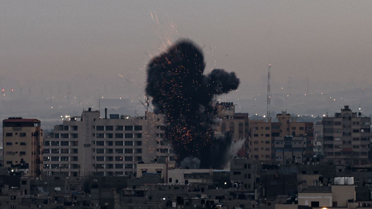 230223020818-01-gaza-city-airstrike-022323.jpg