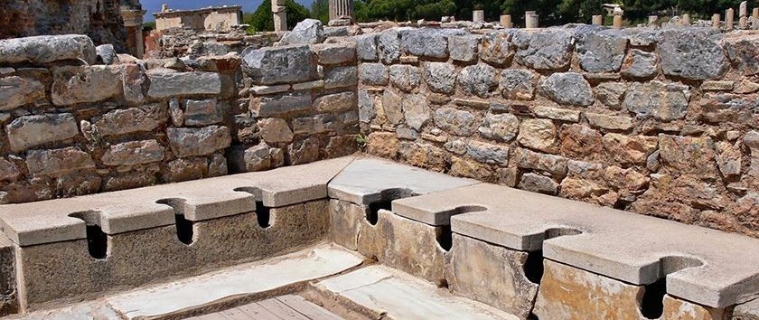 Latrina Ephesus 