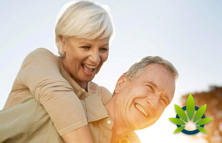 Elder-Seniors-Using-Topical-Cannabis-Oil-Pain-Relief-Creams-for-Arthritis-Starts-to-Boom.jpg